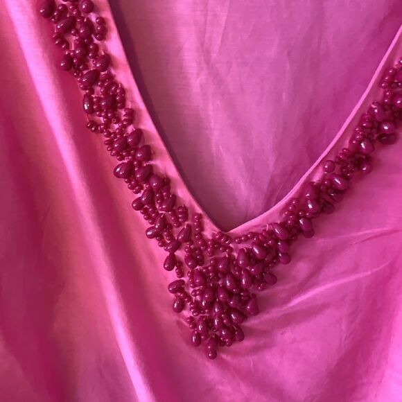 Banana Republic Fuchsia Embellished Blouse Size Small - Picture 2 of 5